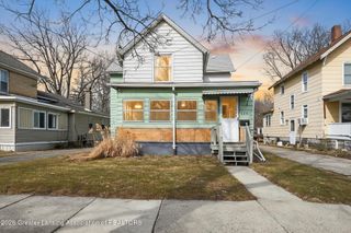 124 W Willow Street, Lansing, MI 48906