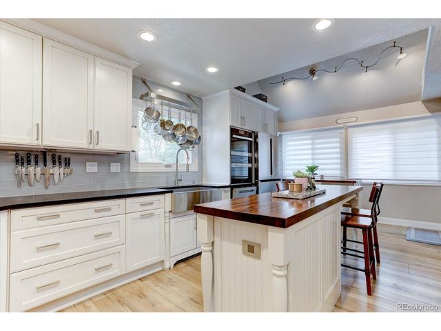 7 Desert Willow Ln, Littleton, CO 80127