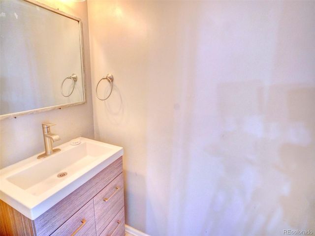 11811 E 115th Drive, Henderson, CO 80640