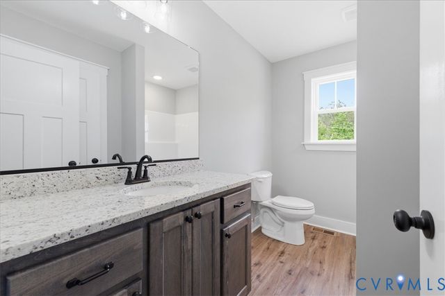 15764 Lebanon, Spring Grove, VA 23881