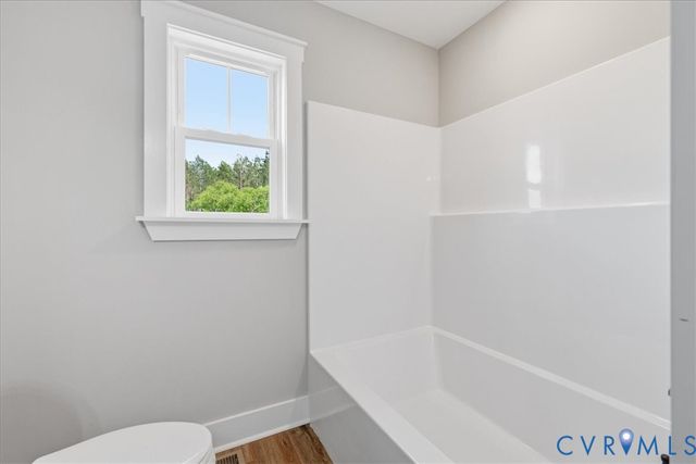 15764 Lebanon, Spring Grove, VA 23881