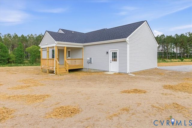 15764 Lebanon, Spring Grove, VA 23881