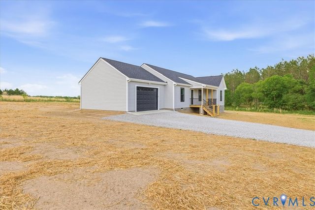 15764 Lebanon, Spring Grove, VA 23881