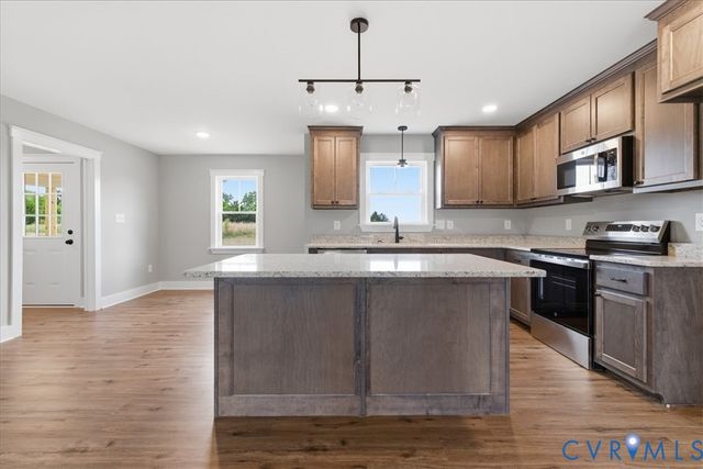 15764 Lebanon, Spring Grove, VA 23881