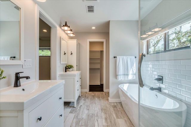 3405 Doe RUN, Austin, TX 78748