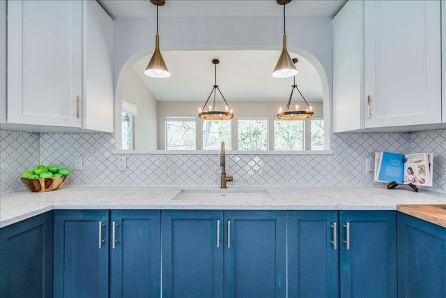 3405 Doe RUN, Austin, TX 78748