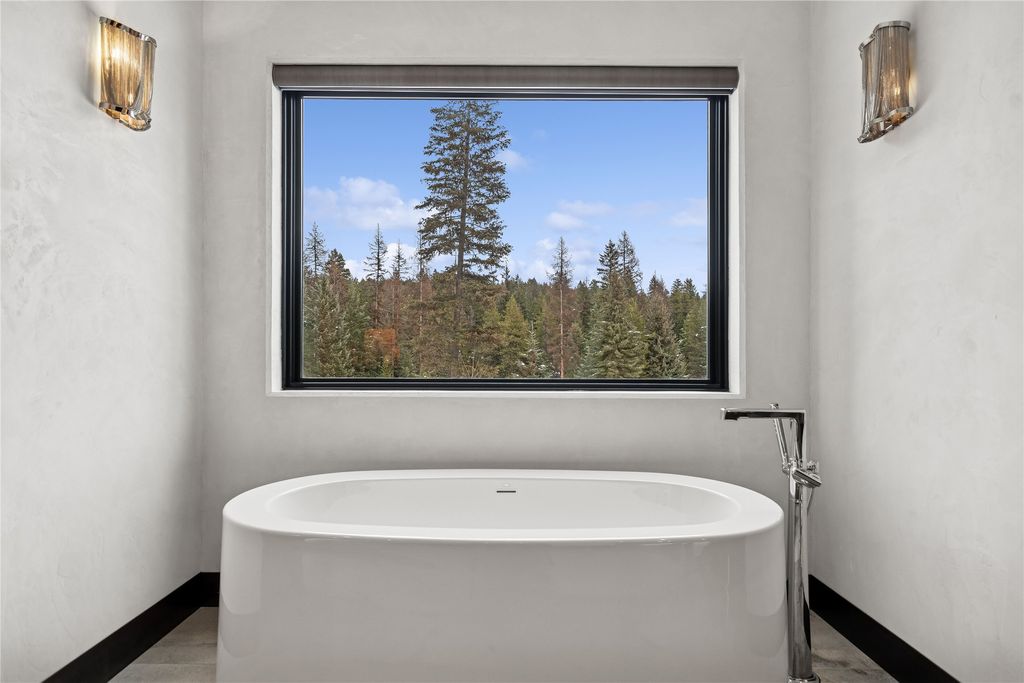 121 Whitefish Forest Loop, Whitefish, MT 59937 photo 30