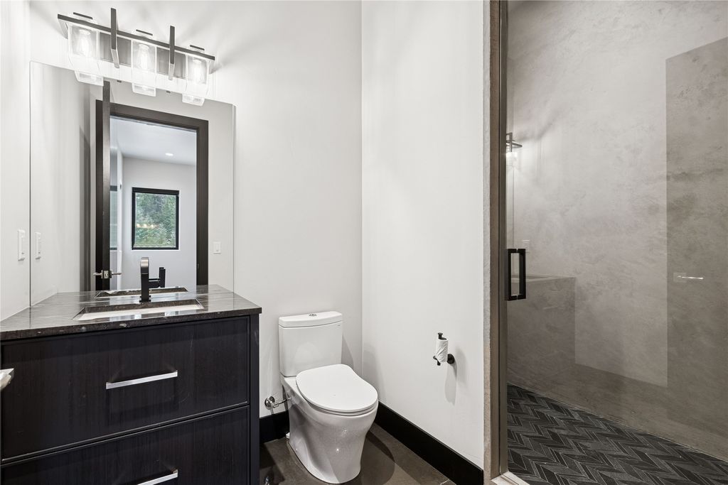 121 Whitefish Forest Loop, Whitefish, MT 59937 photo 45