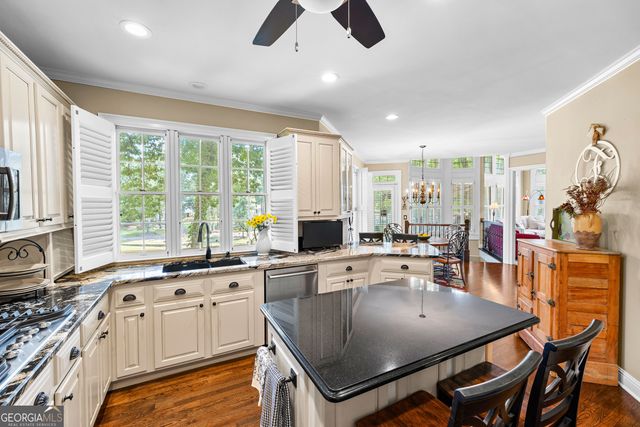 112 Bridgewater Drive, Peachtree City, GA 30269