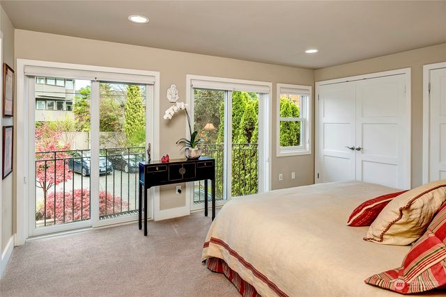 2031 42nd Avenue E, Seattle, WA 98112