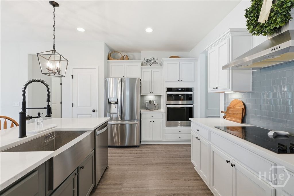 Image 11 of property listing at 35 Henslow Field, Savannah, GA 31419