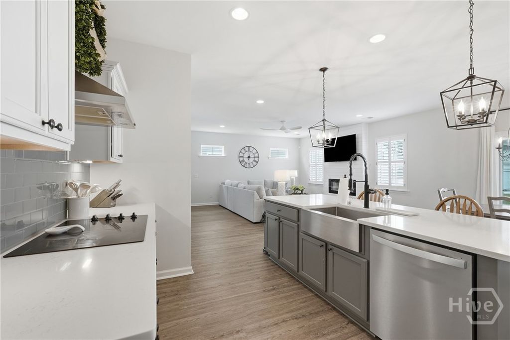 Image 13 of property listing at 35 Henslow Field, Savannah, GA 31419