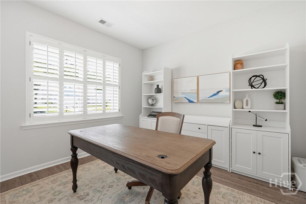 Image 7 of property listing at 35 Henslow Field, Savannah, GA 31419