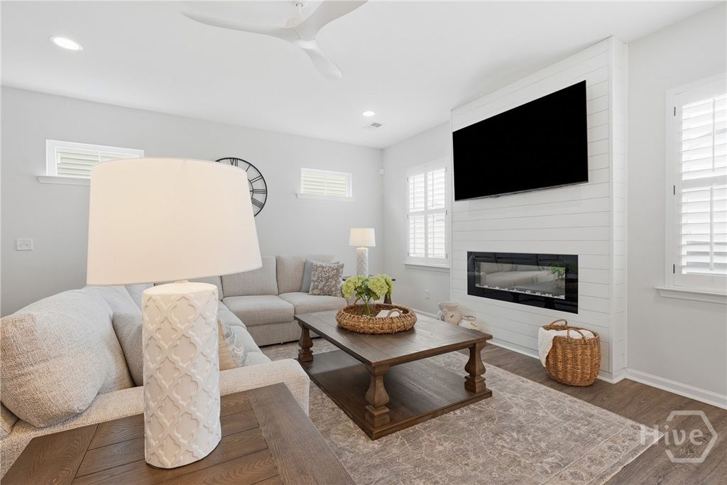 Image 9 of property listing at 35 Henslow Field, Savannah, GA 31419