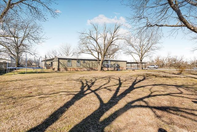 330 Chapman Drive, Mineral Wells, TX 76067