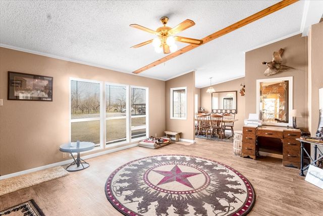 330 Chapman Drive, Mineral Wells, TX 76067