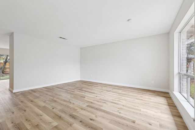 5903 N Wagon BND, Austin, TX 78744