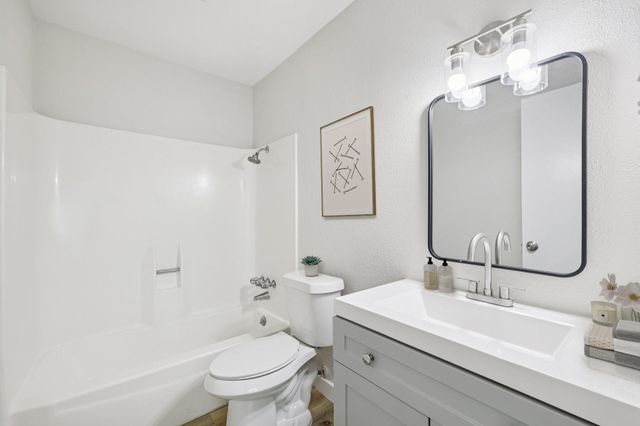 5903 N Wagon BND, Austin, TX 78744