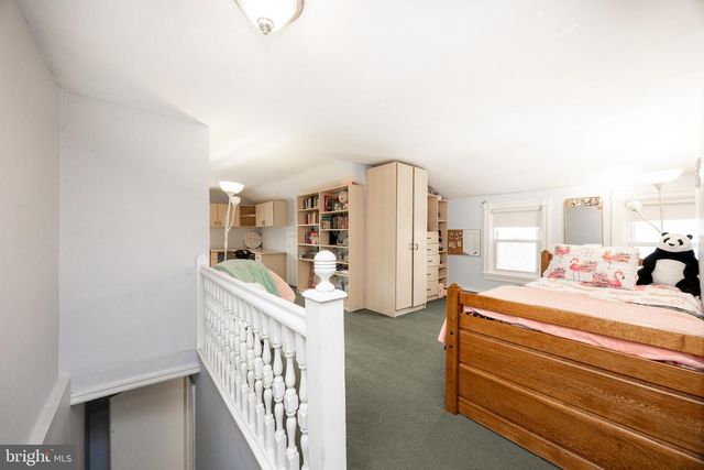 19 GLENWOOD AVE, Collegeville, PA 19426