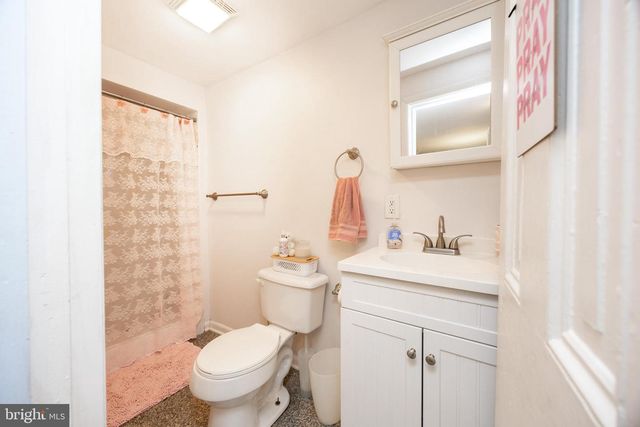 19 GLENWOOD AVE, Collegeville, PA 19426