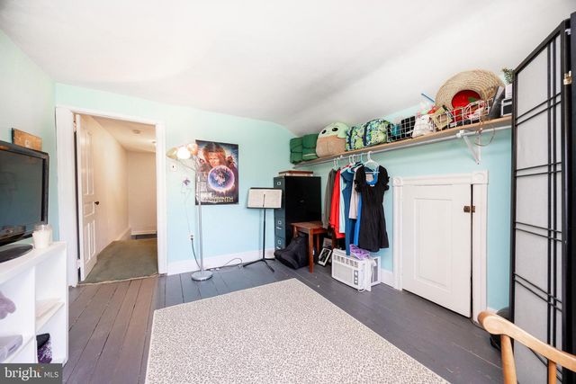 19 GLENWOOD AVE, Collegeville, PA 19426