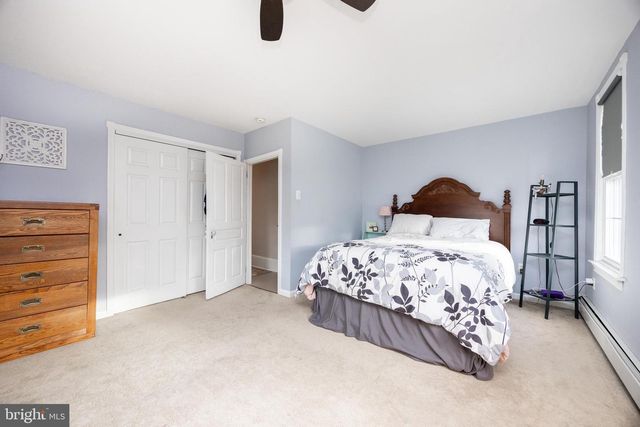 19 GLENWOOD AVE, Collegeville, PA 19426