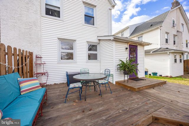 19 GLENWOOD AVE, Collegeville, PA 19426