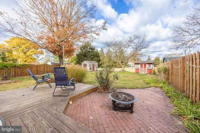 19 GLENWOOD AVE, Collegeville, PA 19426