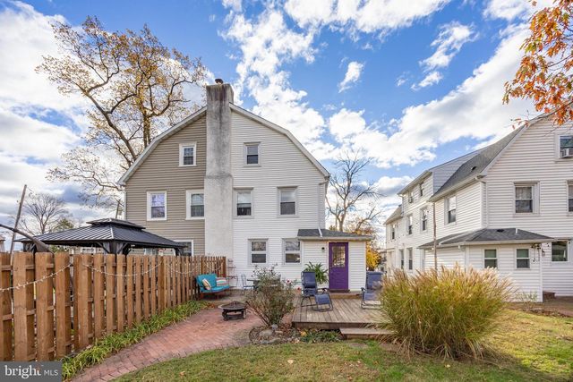 19 GLENWOOD AVE, Collegeville, PA 19426