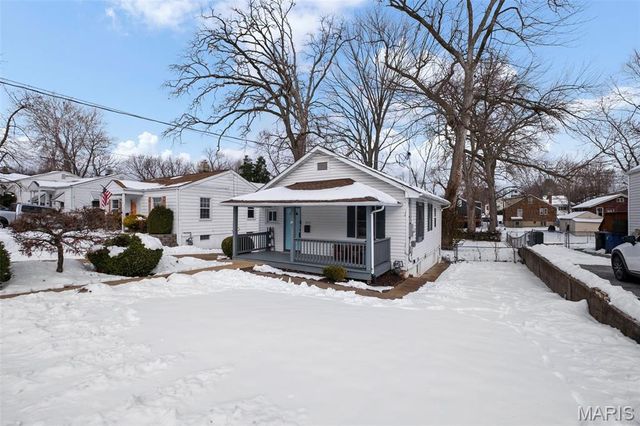 7615 Folk Avenue, St Louis, MO 63143