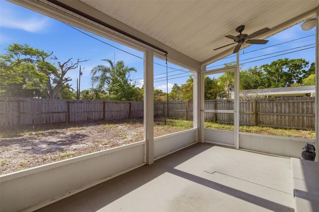 4558 25TH AVENUE N, St Petersburg, FL 33713