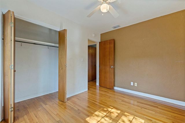 4558 25TH AVENUE N, St Petersburg, FL 33713
