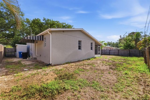 4558 25TH AVENUE N, St Petersburg, FL 33713