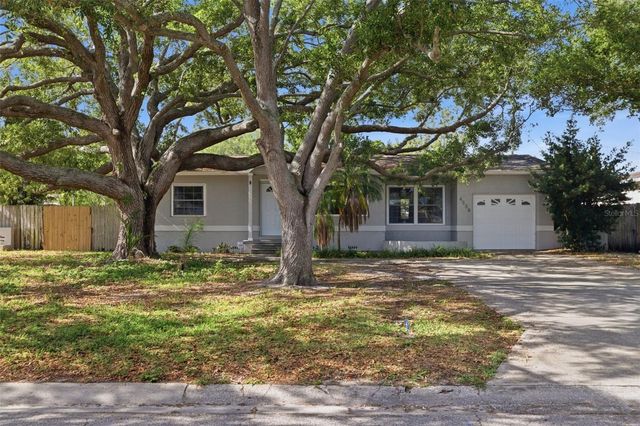 4558 25TH AVENUE N, St Petersburg, FL 33713