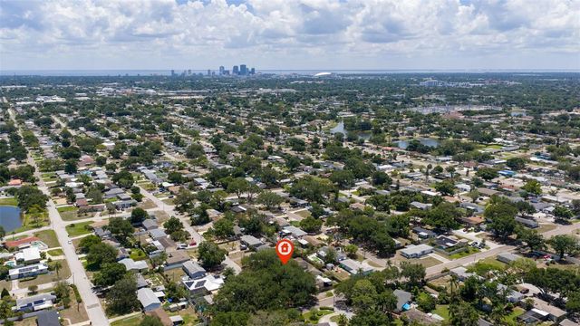 4558 25TH AVENUE N, St Petersburg, FL 33713