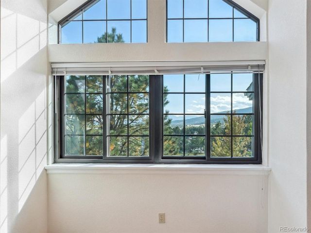 31719 Rocky Village Dr 311, Evergreen, CO 80439