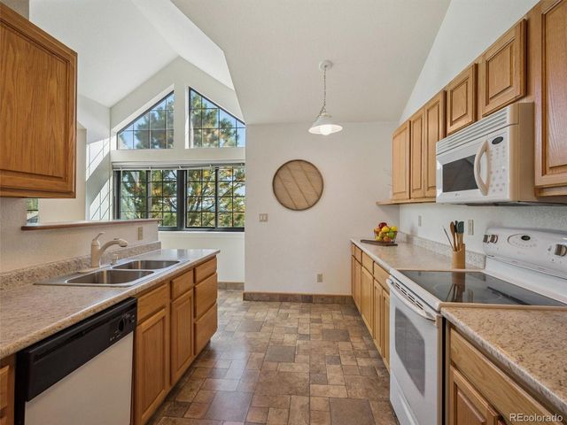 31719 Rocky Village Dr 311, Evergreen, CO 80439