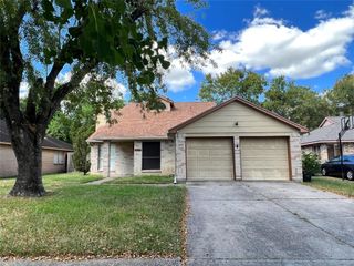 2351 Loyanne Drive, Spring, TX 77373