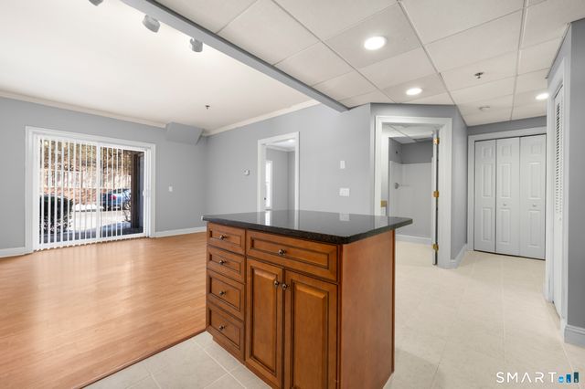 720 Mix Avenue 303, Hamden, CT 06514