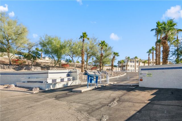 2022 Merrill Lane 13E, Bullhead City, AZ 86442