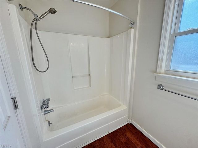 202 Woodhaven RD, Newport News, VA 23608