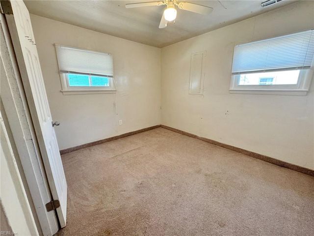 202 Woodhaven RD, Newport News, VA 23608