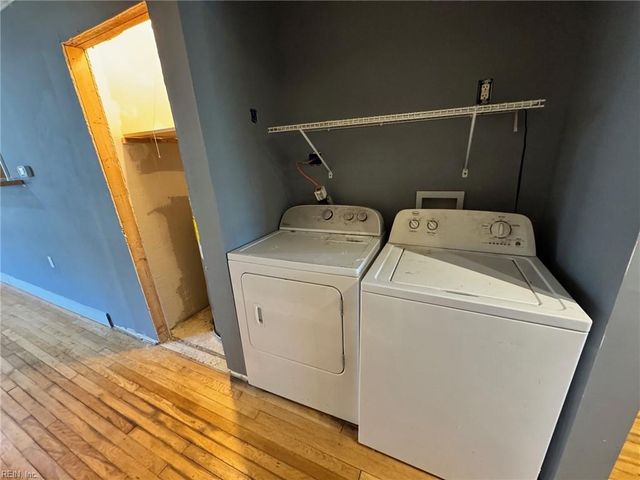 202 Woodhaven RD, Newport News, VA 23608