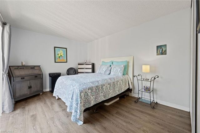 5210 Cedarbend DR # 4, Fort Myers, FL 33919