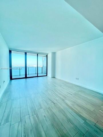 460 NE 28 ST 3203, Miami, FL 33137