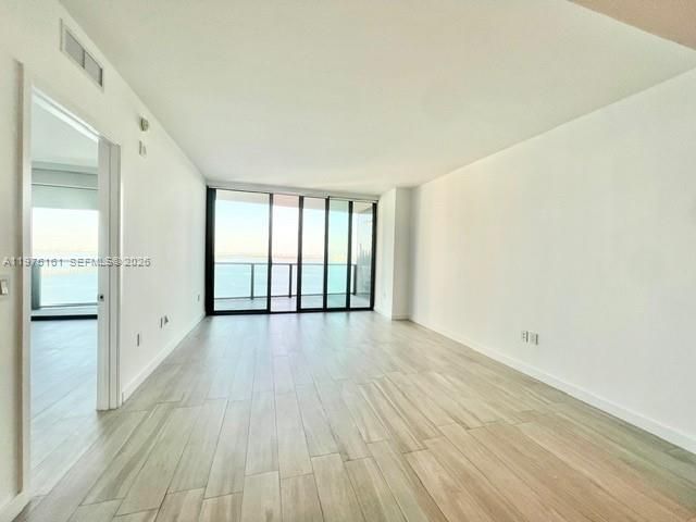 460 NE 28 ST 3203, Miami, FL 33137