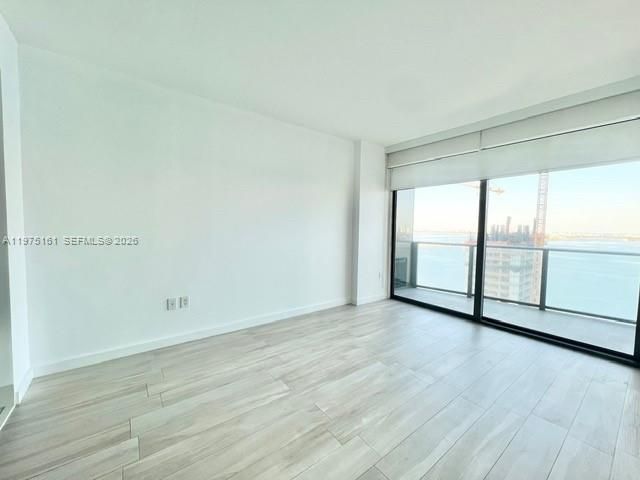 460 NE 28 ST 3203, Miami, FL 33137