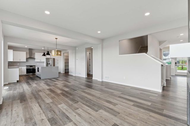 10101 Corral Way, Victoria, MN 55386