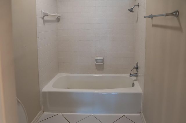 18163 Bal Harbour Drive, Nassau Bay, TX 77058