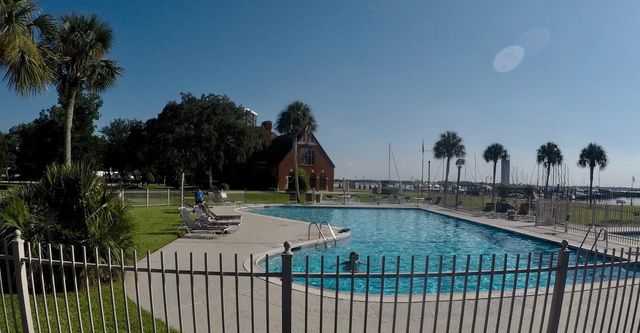 18163 Bal Harbour Drive, Nassau Bay, TX 77058